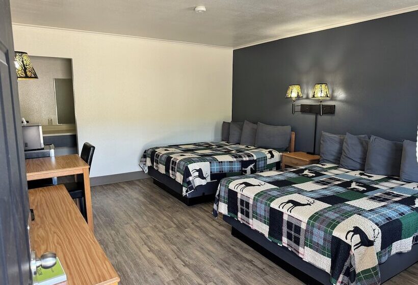 Deer Lodge Motel
