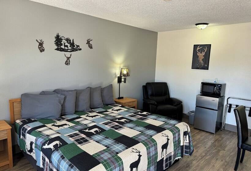 Deer Lodge Motel