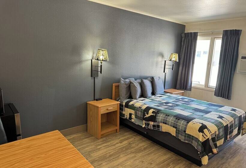 Deer Lodge Motel