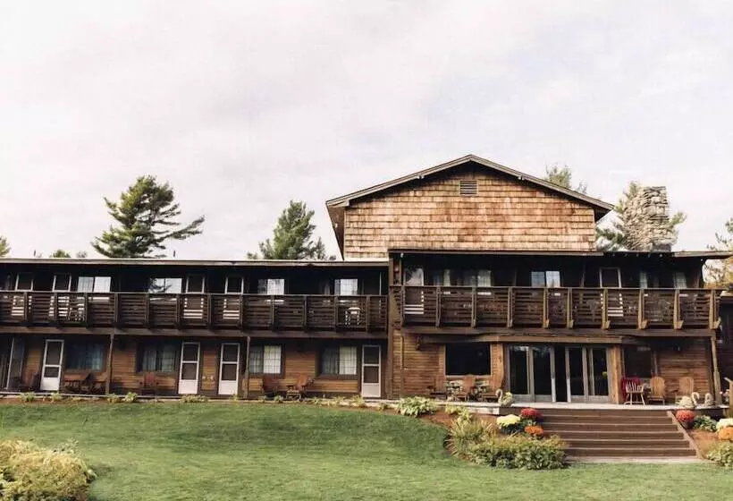 هتل Summit Lodge