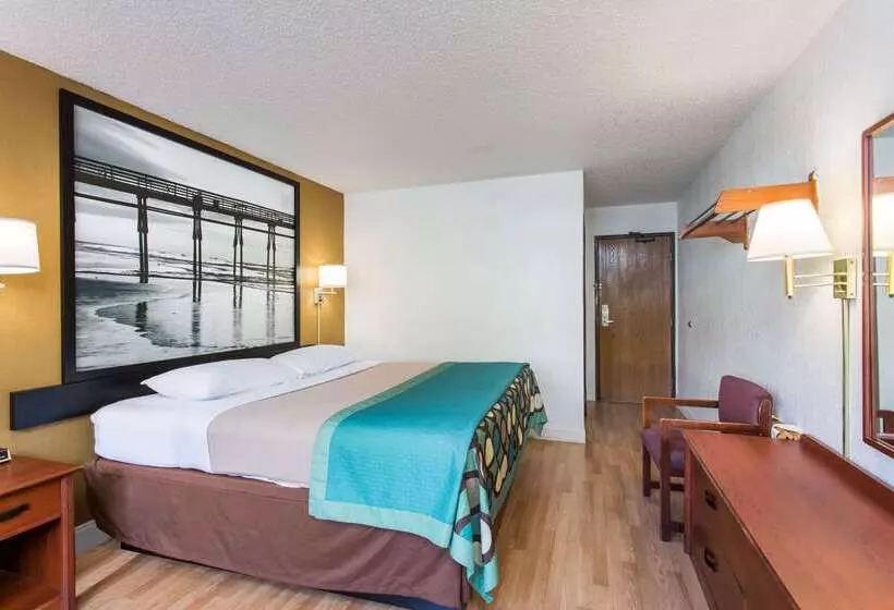 호텔 Super 8 By Wyndham Greensboro/coliseum/conv