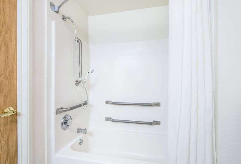 בית מלון כפרי Super 8 By Wyndham West Middlesex/sharon Area