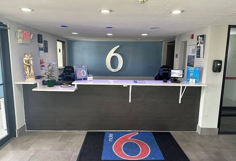 Motel 6 Franklin, Oh