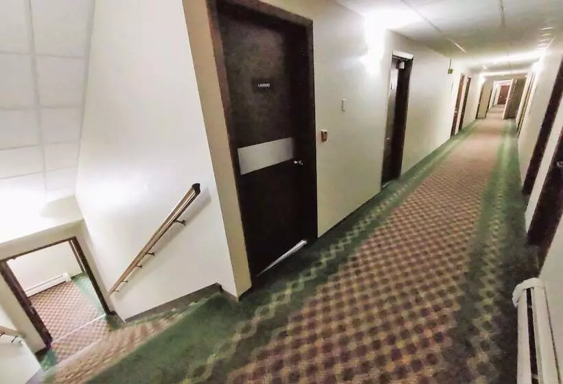 Motelli Love Hotels Staples At Hwy 10 Mn