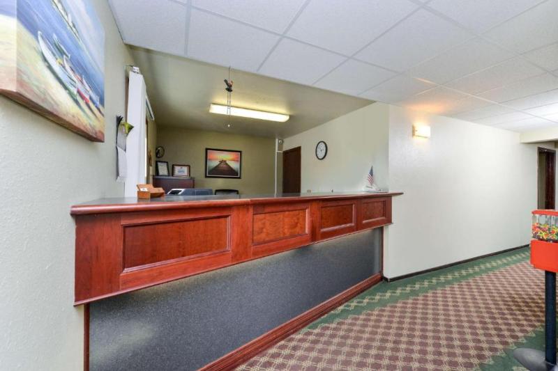 Мотель Love Hotels Staples At Hwy 10 Mn