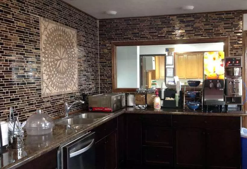 モーテル Americas Best Value Inn And Suites Sidney