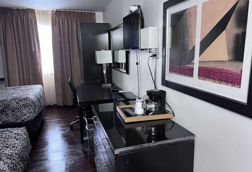 فندق على الطريق Amerivu Inn