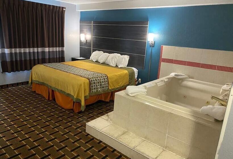 מוטל Faribault Hometown Inn & Suites