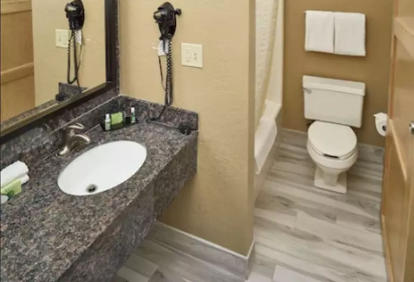 مُتل Livinn Hotel St Paul East / Maplewood