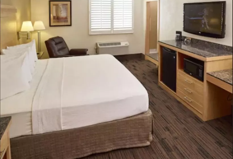 مُتل Livinn Hotel St Paul East / Maplewood