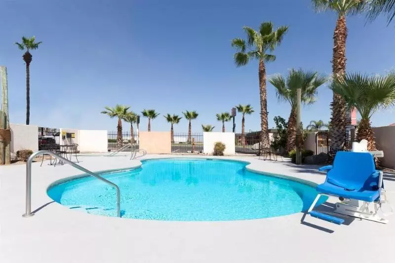 모텔 Super 8 Buttonwillow