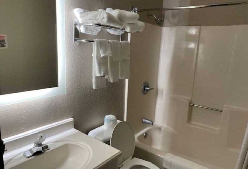 Мотель Super 8 By Wyndham Alton