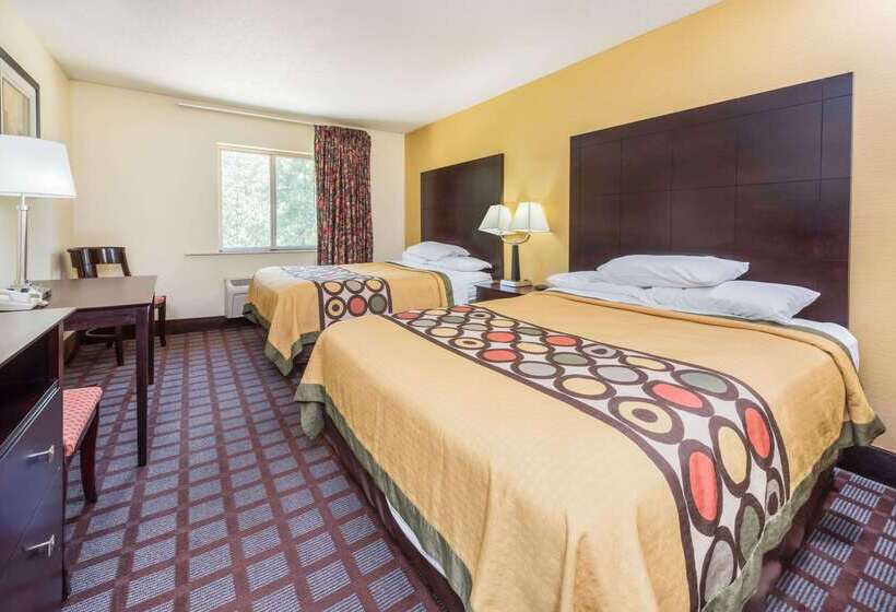فندق على الطريق Super 8 By Wyndham Bloomington University Area