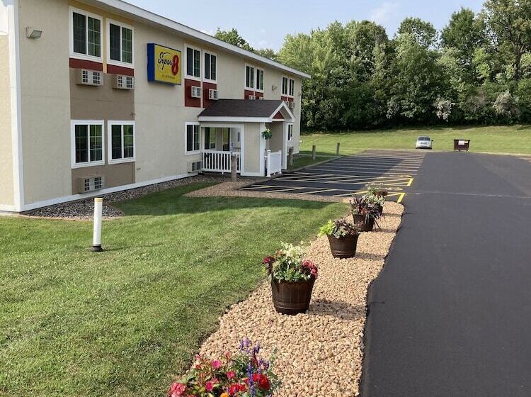 מוטל Super 8 By Wyndham Chisago City