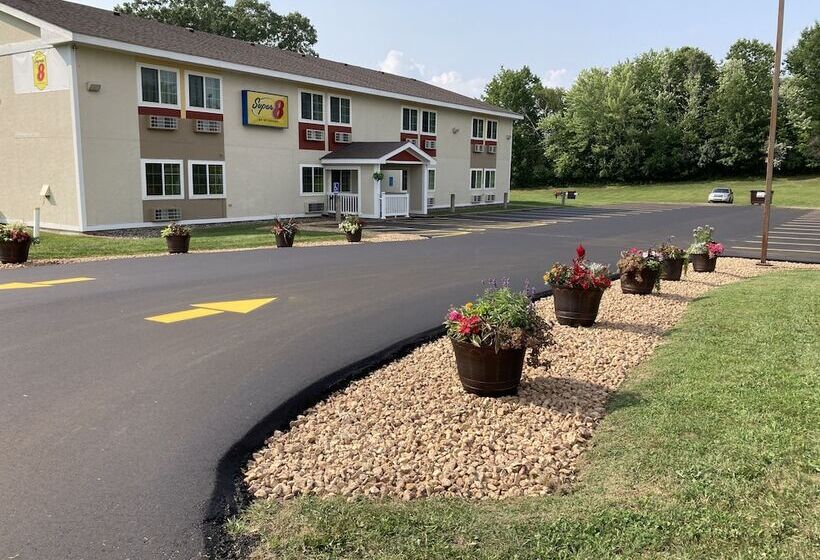 מוטל Super 8 By Wyndham Chisago City