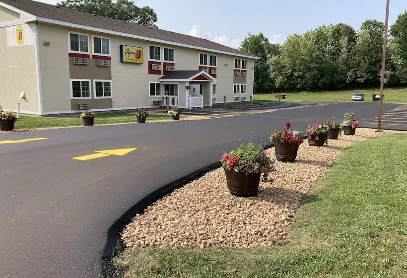 モーテル Super 8 By Wyndham Chisago City