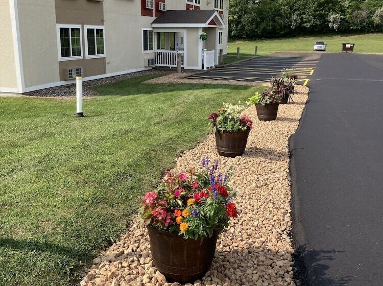 מוטל Super 8 By Wyndham Chisago City