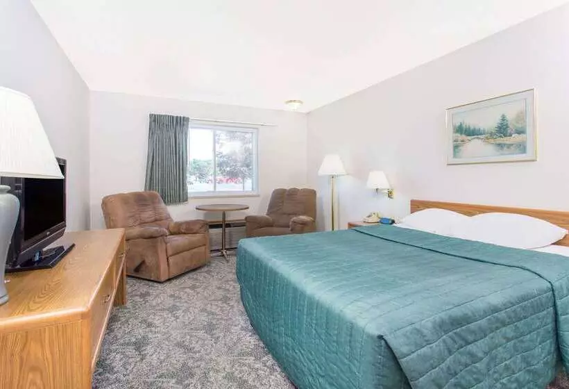 مُتل Super 8 By Wyndham Escanaba