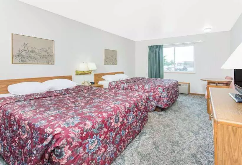 مُتل Super 8 By Wyndham Escanaba