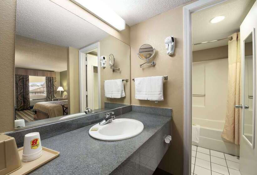 Motel Super 8 By Wyndham Meridian