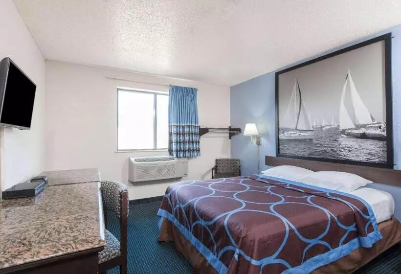 فندق على الطريق Super 8 By Wyndham New Castle