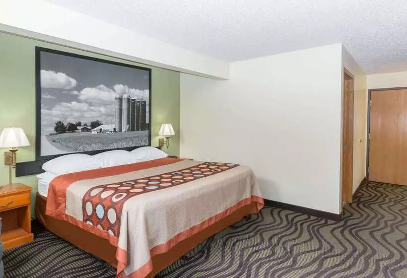 فندق على الطريق Super 8 By Wyndham Newton