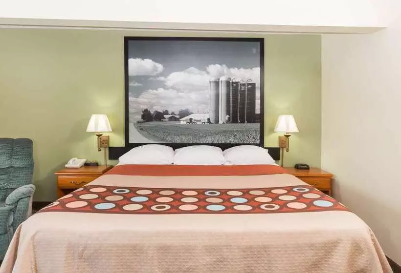 فندق على الطريق Super 8 By Wyndham Newton