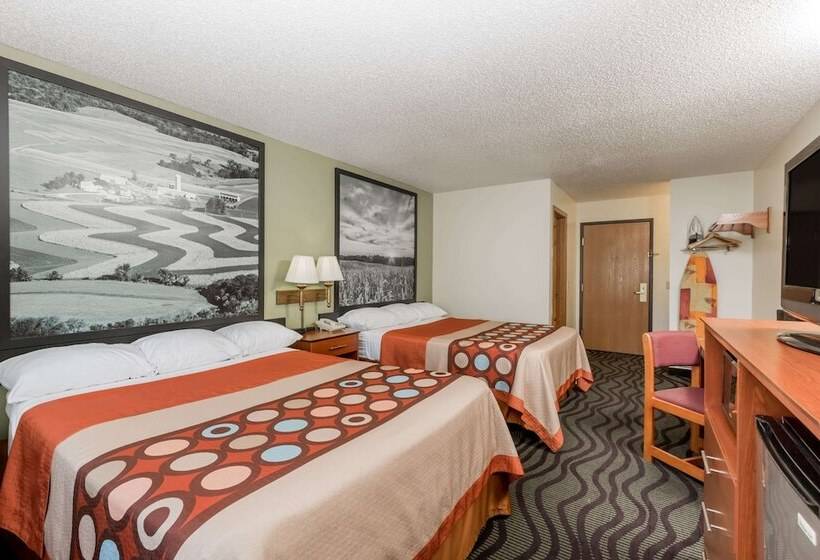 Motel Super 8 By Wyndham Newton