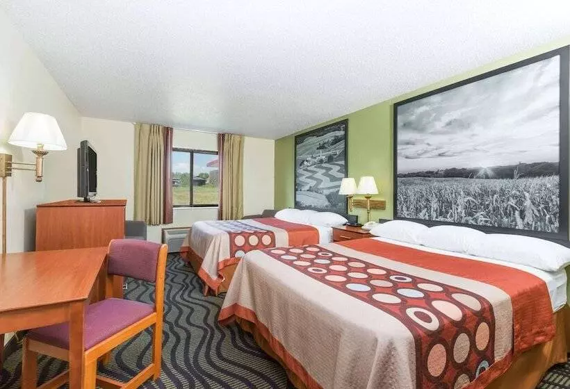 فندق على الطريق Super 8 By Wyndham Newton