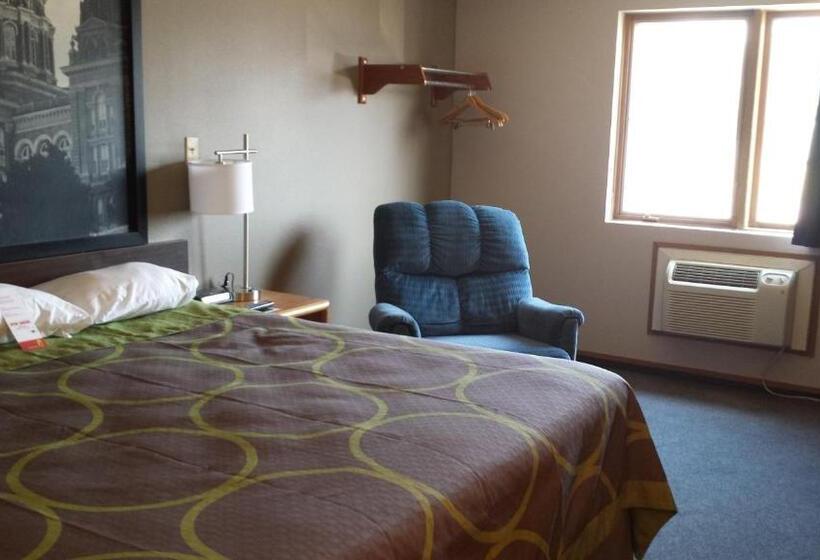 فندق على الطريق Super 8 By Wyndham Pella