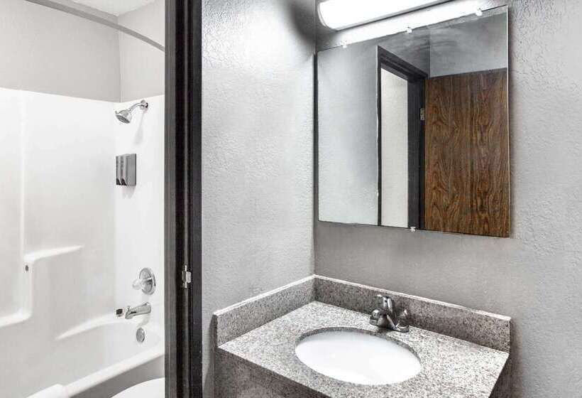 فندق على الطريق Super 8 By Wyndham Sherman