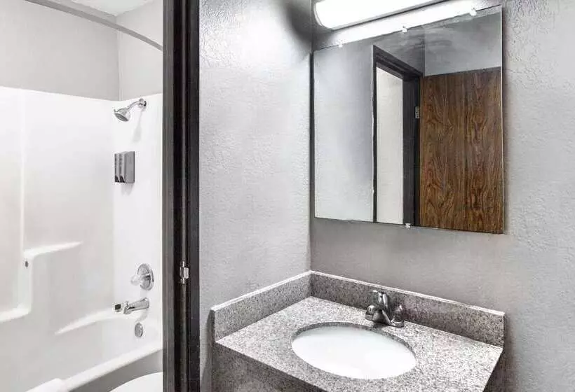 מוטל Super 8 By Wyndham Sherman