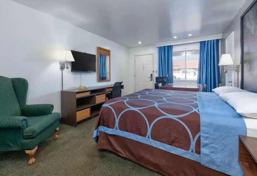 モーテル Super 8 By Wyndham Vernon