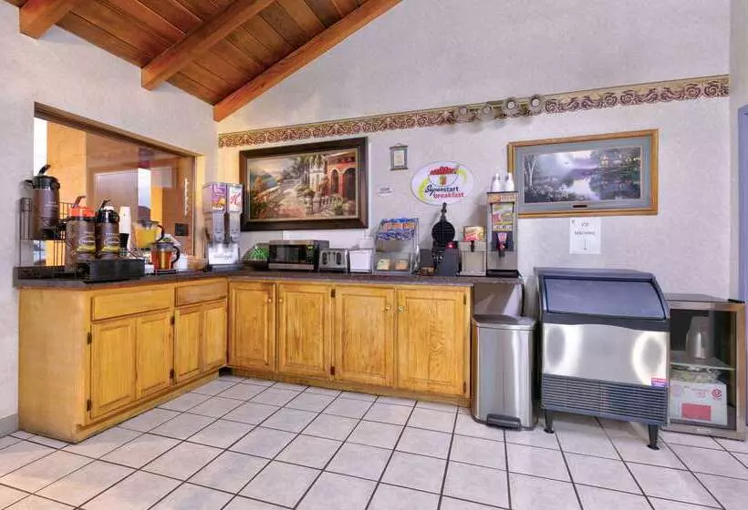 モーテル Super 8 By Wyndham Vernon