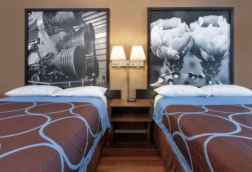 מוטל Super 8 By Wyndham Vernon