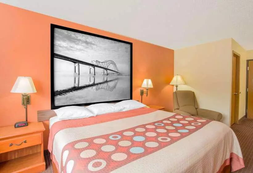 فندق على الطريق Super 8 By Wyndham Waverly