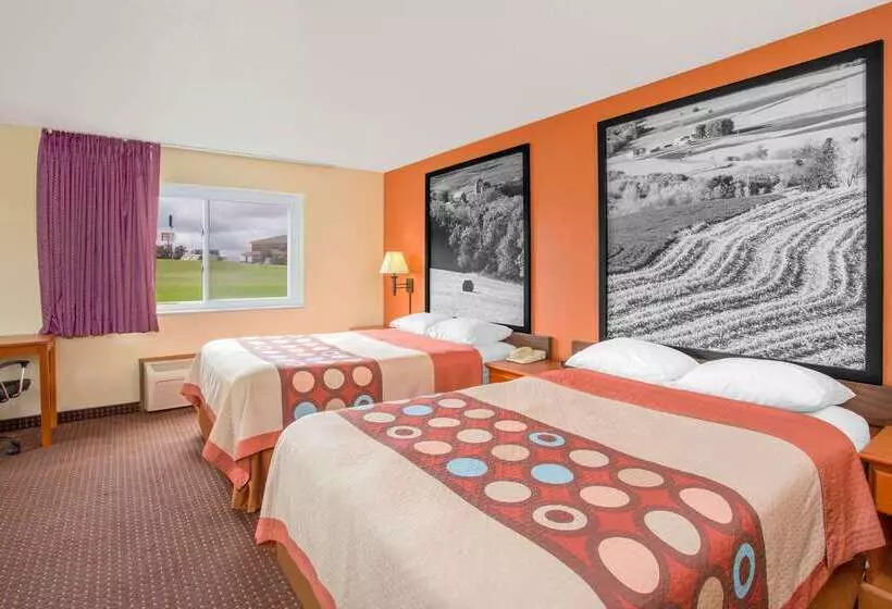 فندق على الطريق Super 8 By Wyndham Waverly