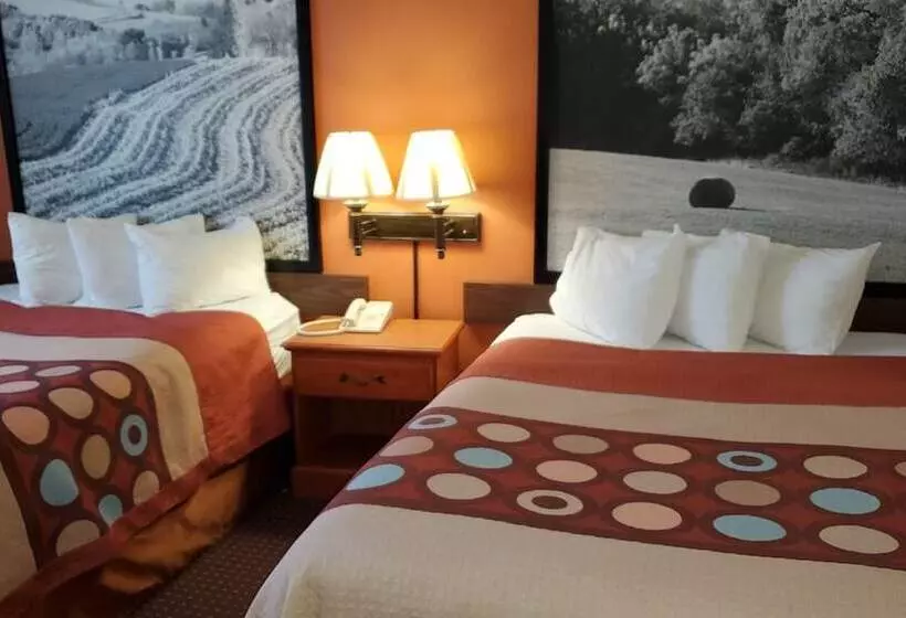 فندق على الطريق Super 8 By Wyndham Waverly