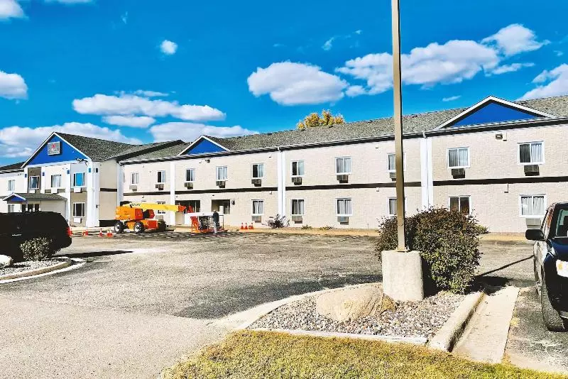 모텔 Coratel Inn & Suites By Jasper Northfield