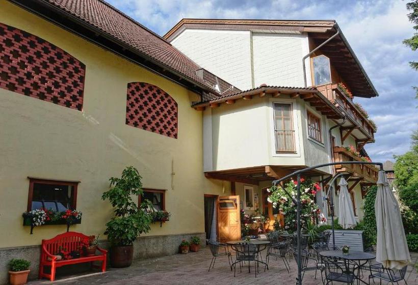 פנסיון Mörtbauerhof & Haus Frühauf