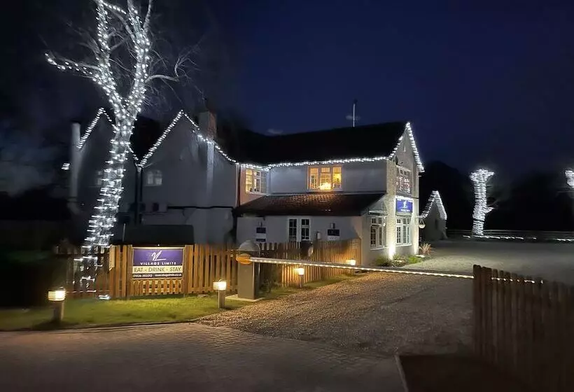 Retkeilymaja Village Limits Bed And Breakfast Rooms