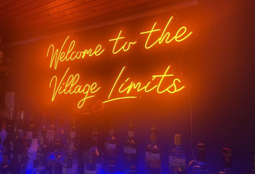 호스텔 Village Limits Bed And Breakfast Rooms