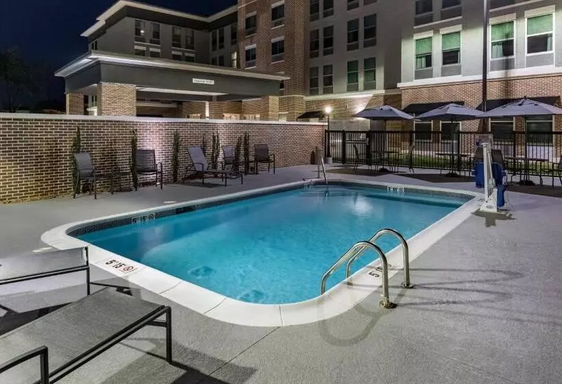 Hotelli Fairfield Inn & Suites Morganton Historic Downtown