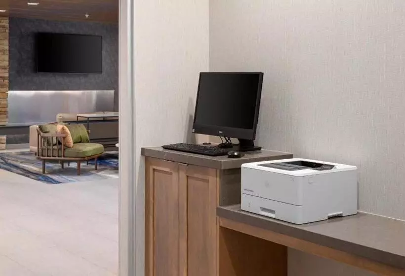 Hotelli Fairfield Inn & Suites Morganton Historic Downtown