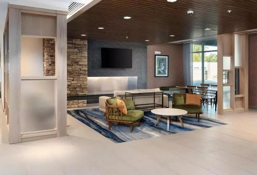 Hotelli Fairfield Inn & Suites Morganton Historic Downtown