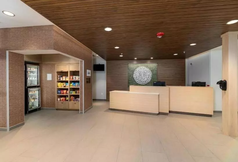 Hotelli Fairfield Inn & Suites Morganton Historic Downtown