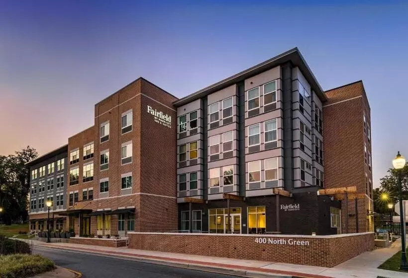 Hotelli Fairfield Inn & Suites Morganton Historic Downtown