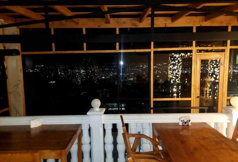 پانسیون Hill Fort Kutaisi