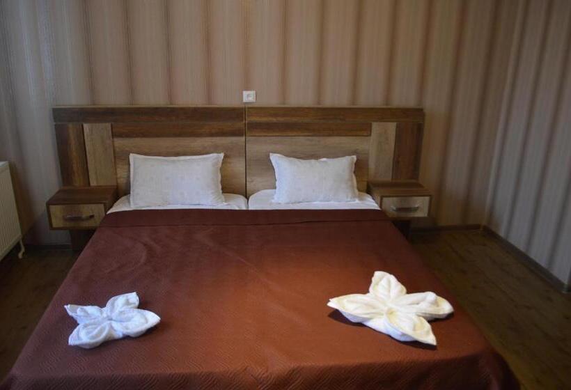 پانسیون Hill Fort Kutaisi