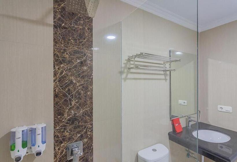 פנסיון Reddoorz Syariah @ Villa Grand Mutiara Tasikmalaya